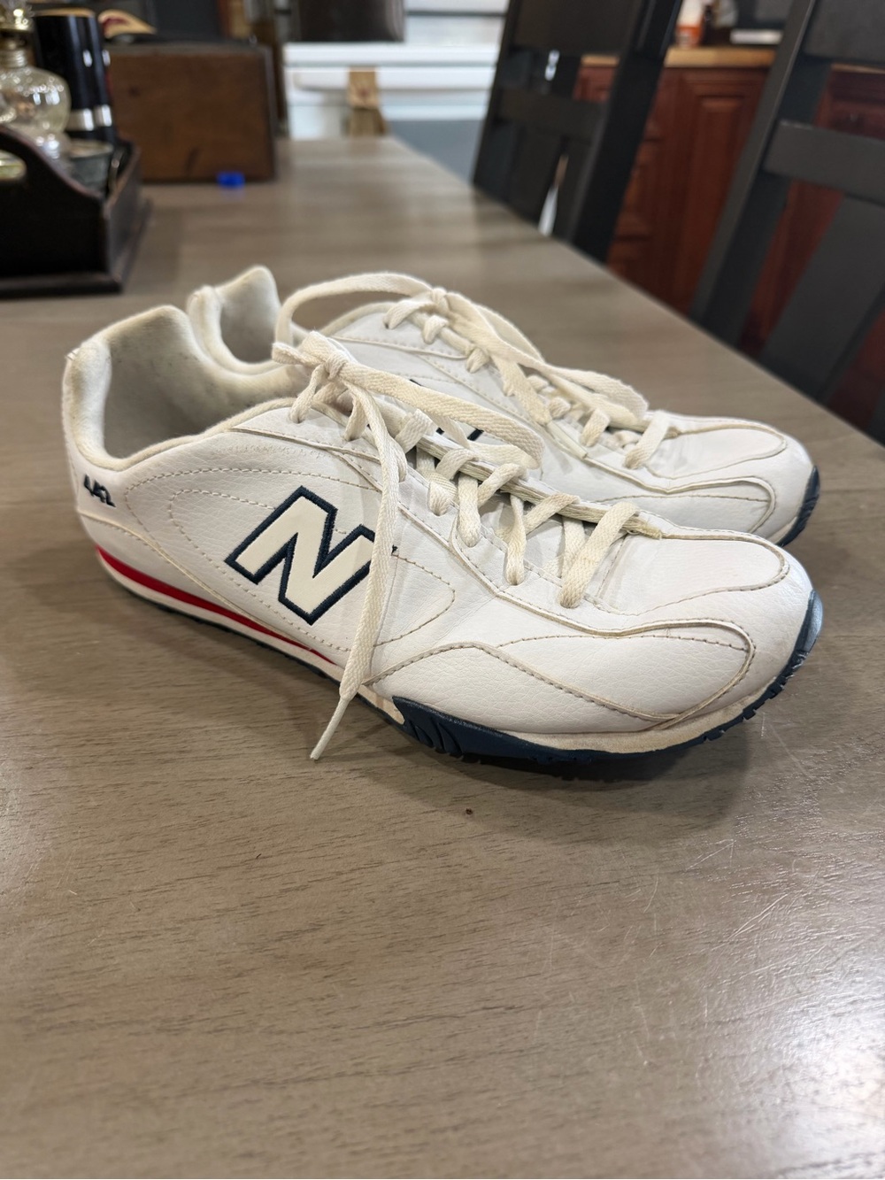 New Balance 442